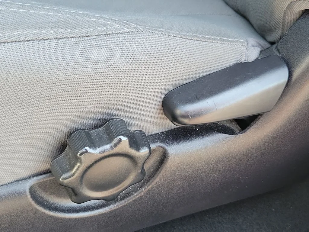 2020 Toyota Tacoma SR - Photo 18