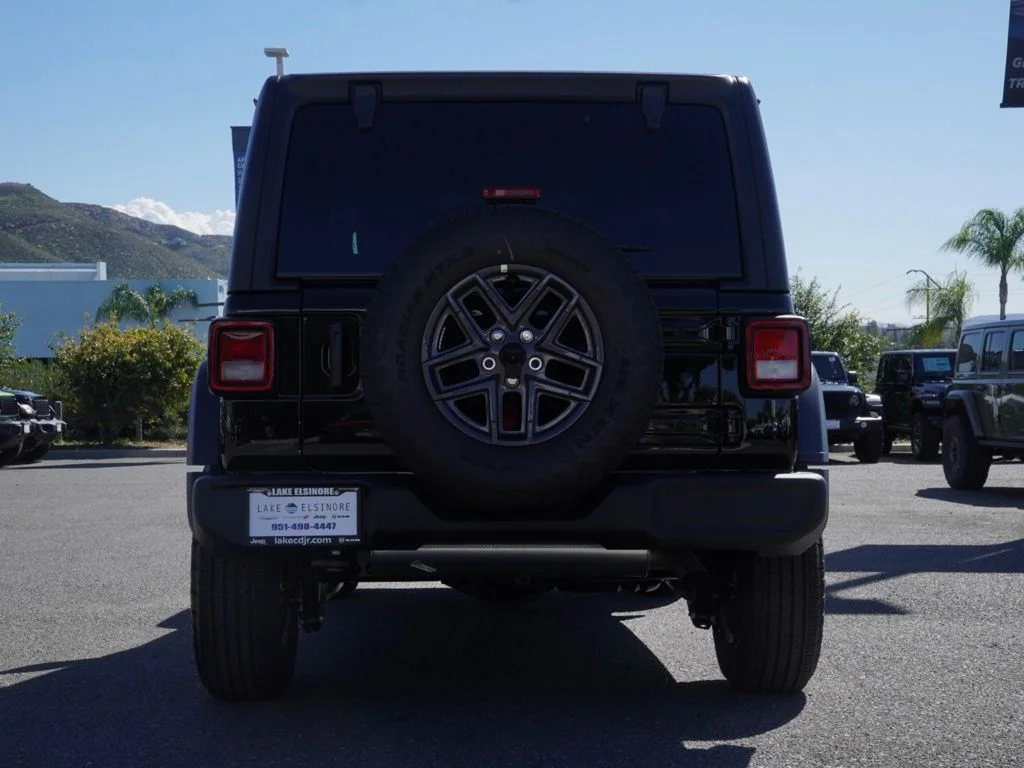 New 2026 Black Clear-Coat Exterior Paint Jeep Sport image 4