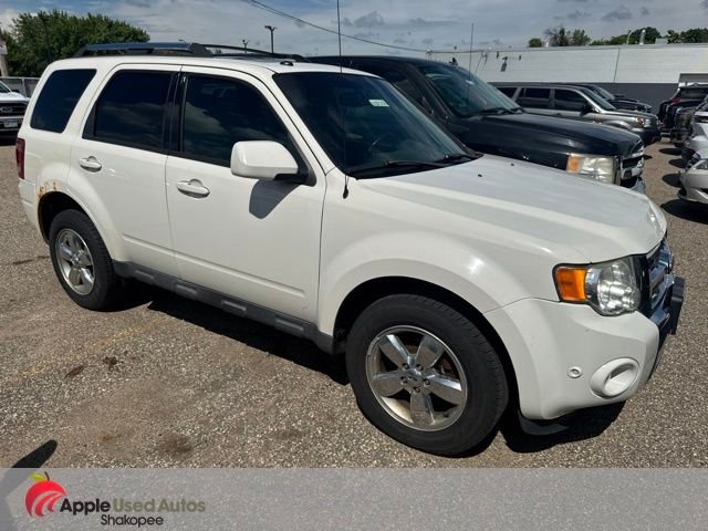 Used 2011 White Ford Limited image 1