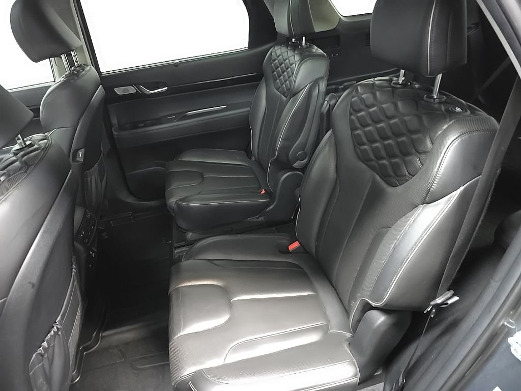 Used 2022 Gray Hyundai Limited image 33