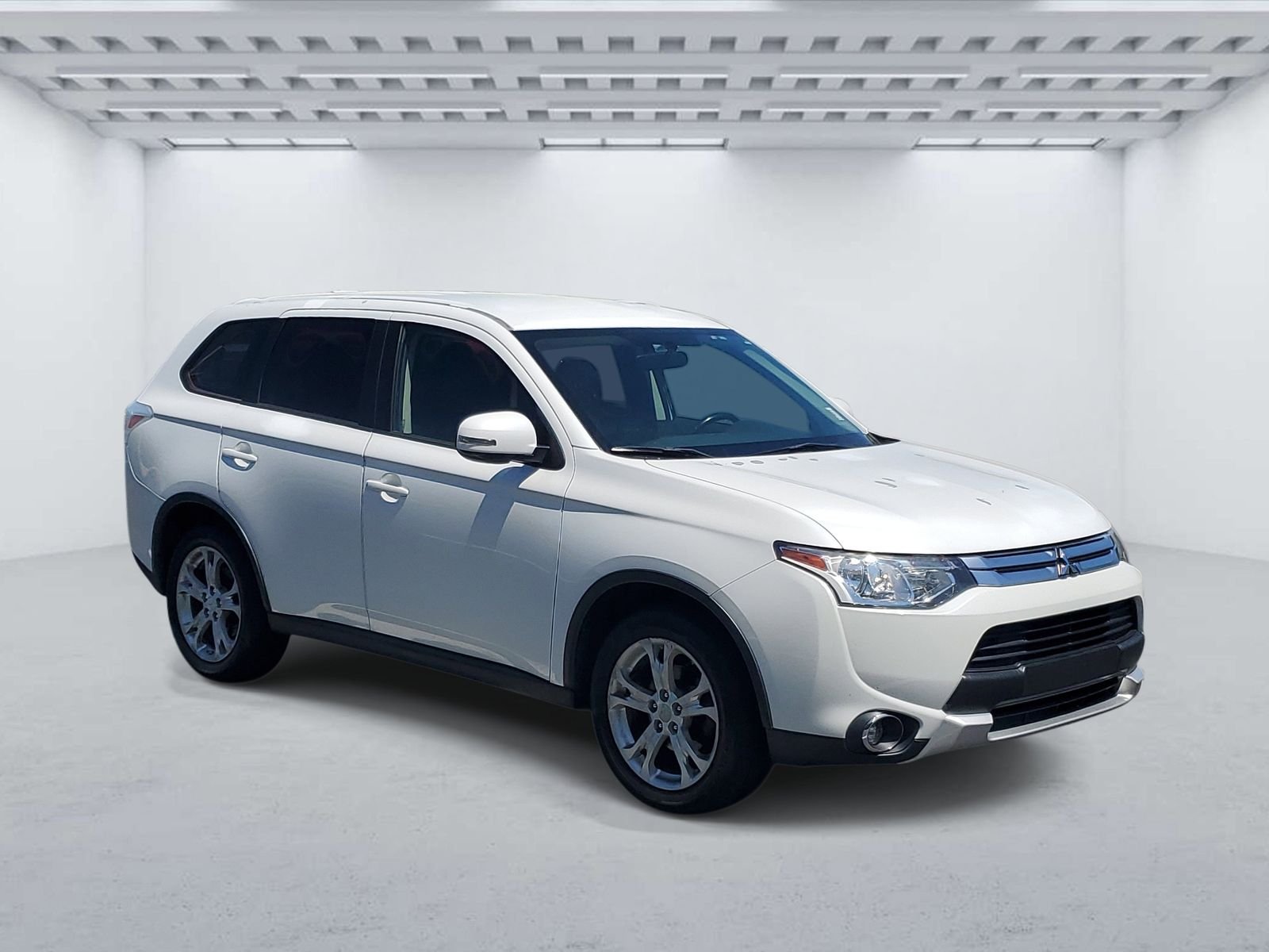 2015 Mitsubishi Outlander SE