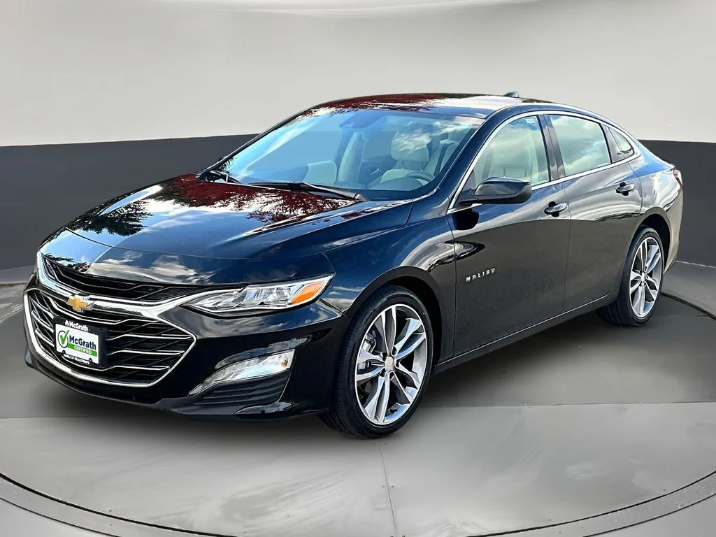 Used 2024 Black Chevrolet LT image 3