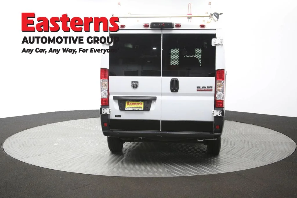 Used 2021 White Ram Base image 36
