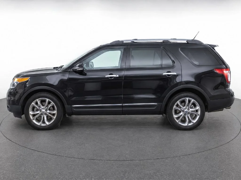 Used 2015 Black Ford Limited image 7