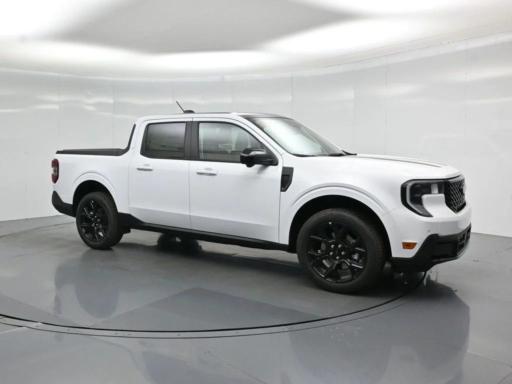 New 2026 White Ford Lariat image 25