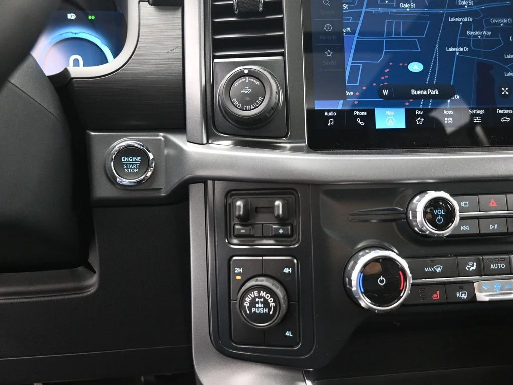 New 2025 Black Ford XLT image 18