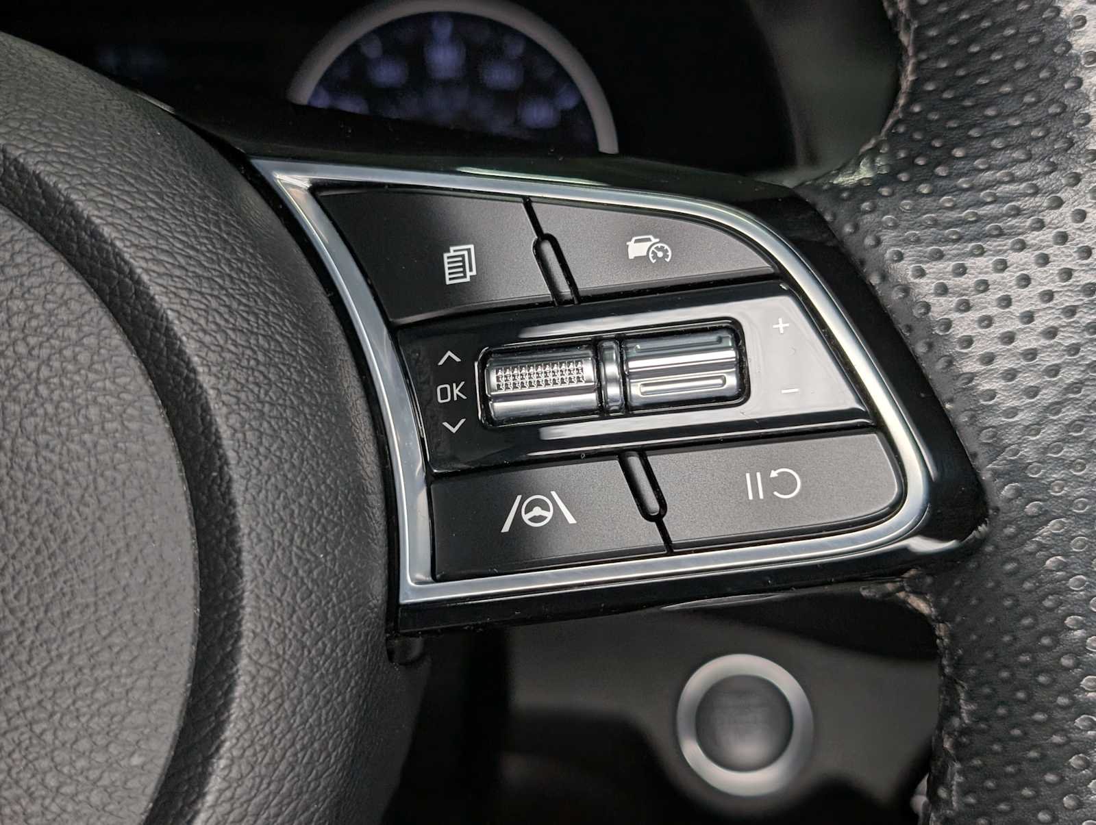 Certified Used 2023 Aurora Black Kia GT-Line image 33