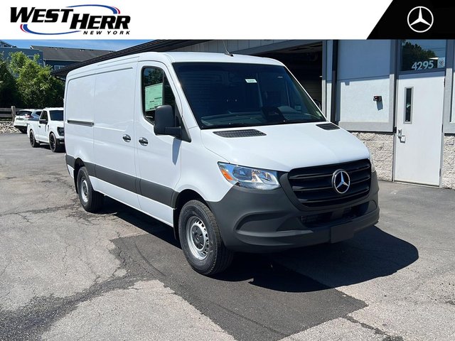 2026 Mercedes-Benz Sprinter Crew Van Cargo Van 144” 4cyl WORKER