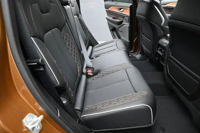 New 2026 Copper Shino Metallic Clear-Coat Exterior Paint Jeep Summit image 24