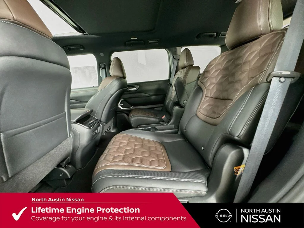New 2026 Gray Nissan Platinum image 31