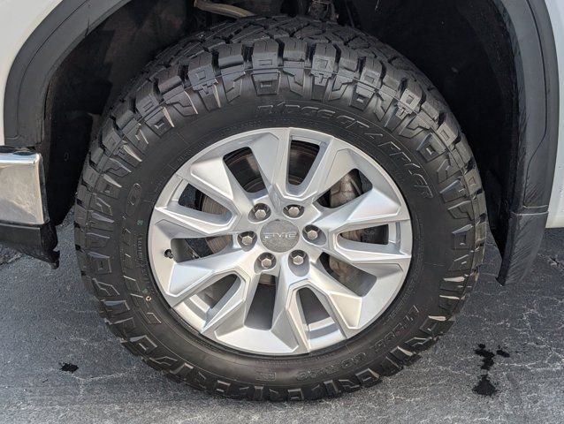 Used 2024 White GMC Pro image 13