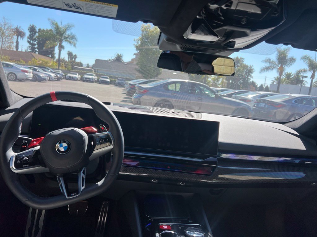 Used 2025 Alpine White BMW Base image 12