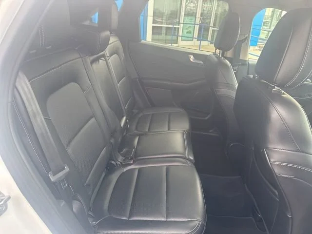 Used 2020 White Ford SEL image 12
