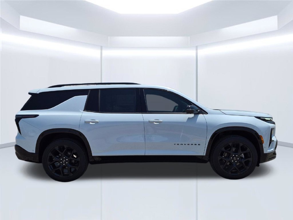 New 2026 Polar White Tricoat Chevrolet RS image 7