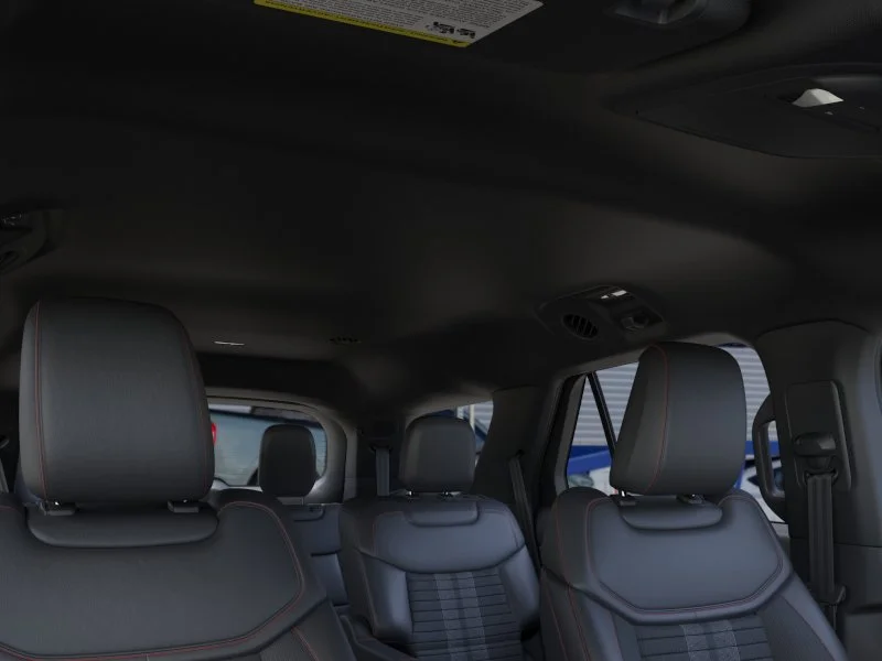 New 2026 Space White Metallic Ford ST-Line image 22