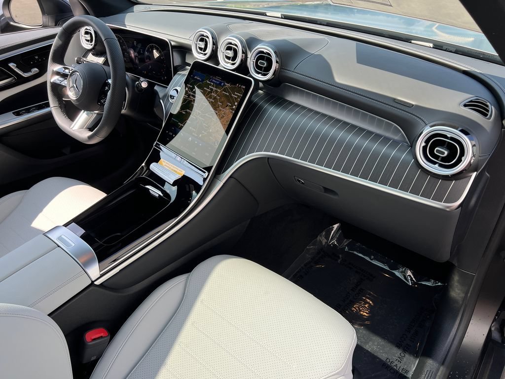 New 2026 MANUFAKTUR exclusive graphite grey magno Mercedes-Benz GLC 300 image 62