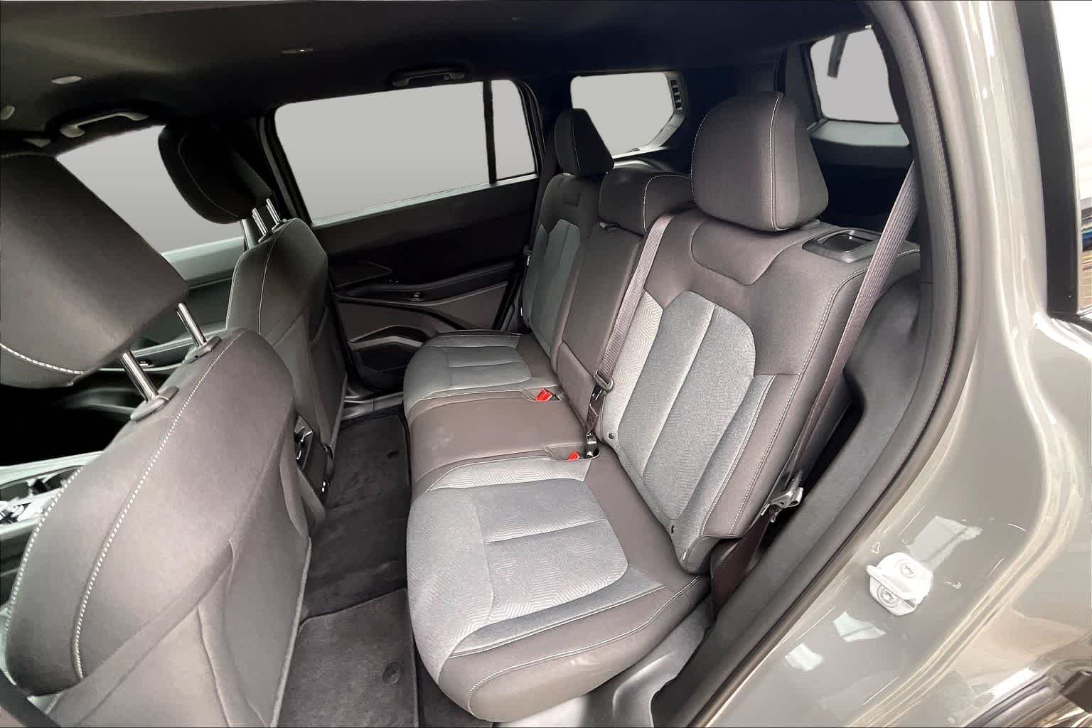 New 2026 Sting-Gray Clear-Coat Exterior Paint Jeep Laredo image 21