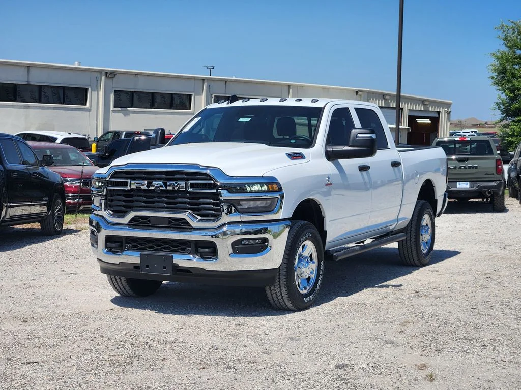 New 2026 Bright White Clear-Coat Exterior Paint RAM Tradesman image 2