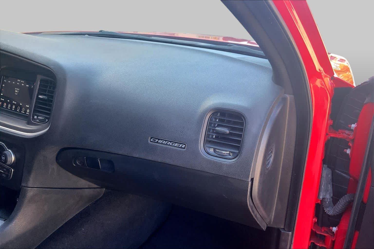 Used 2021 Torred Clearcoat Dodge SXT image 18