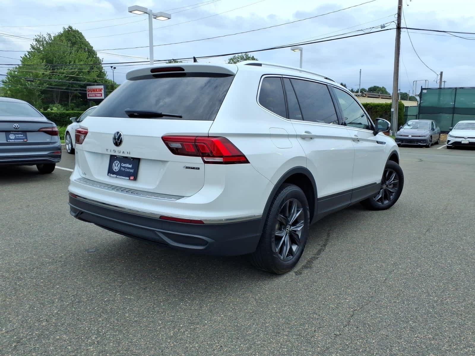 Certified Used 2023 Opal White Pearl Volkswagen SE image 5