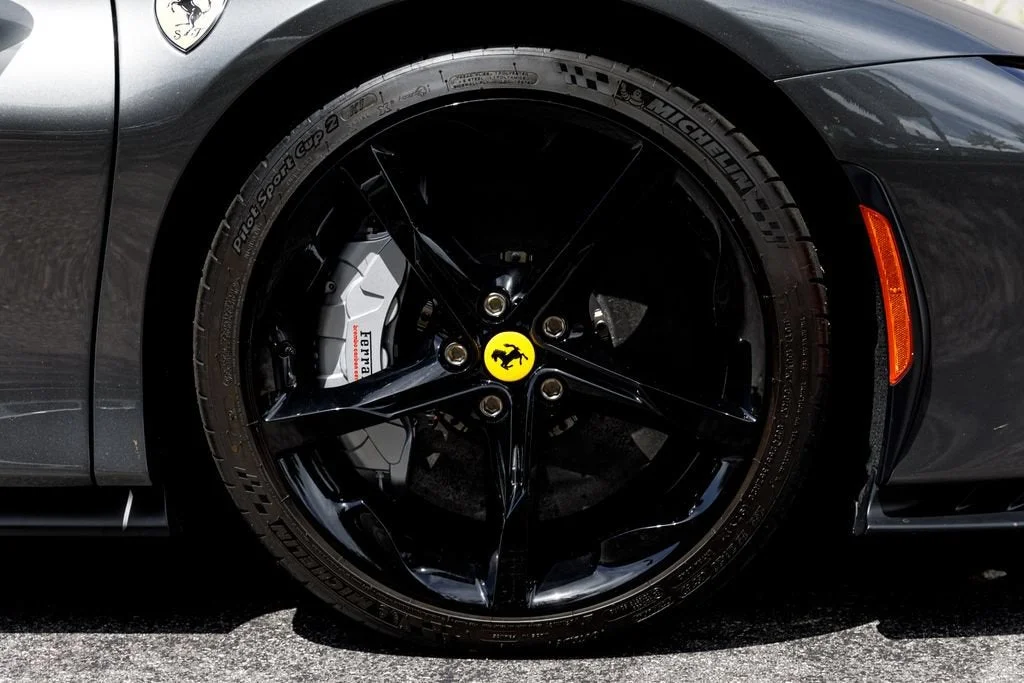 Used 2024 Grigio Silverstone Ferrari  image 33