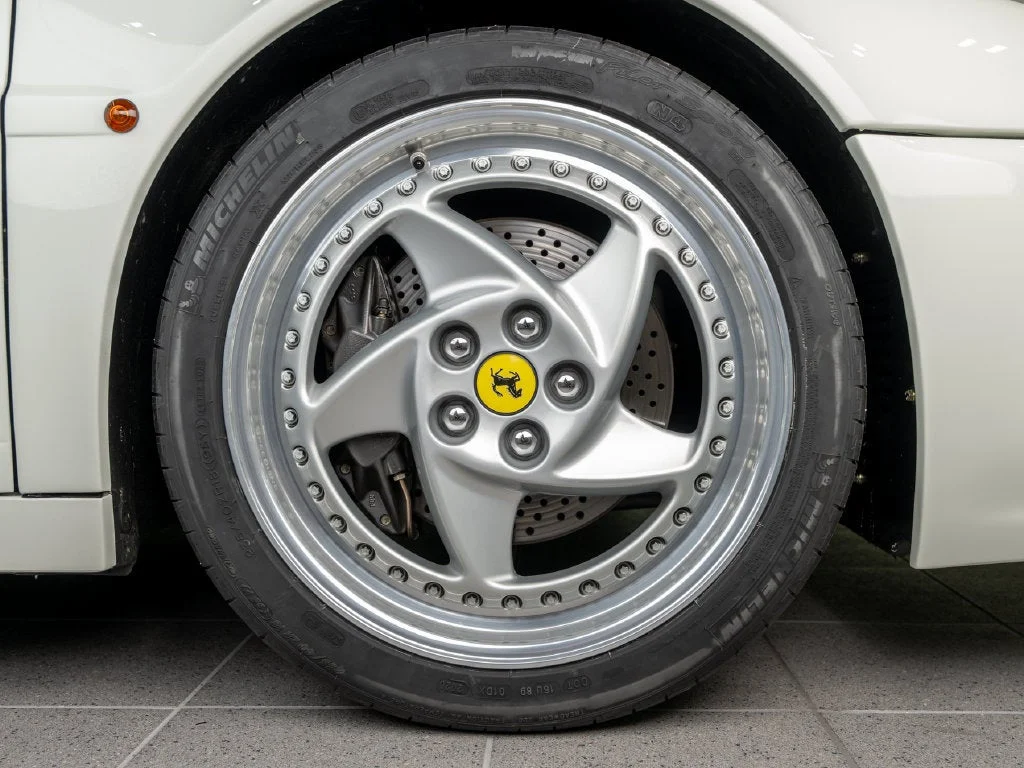 Used 1995 Bianco Avus Ferrari Testarossa image 45