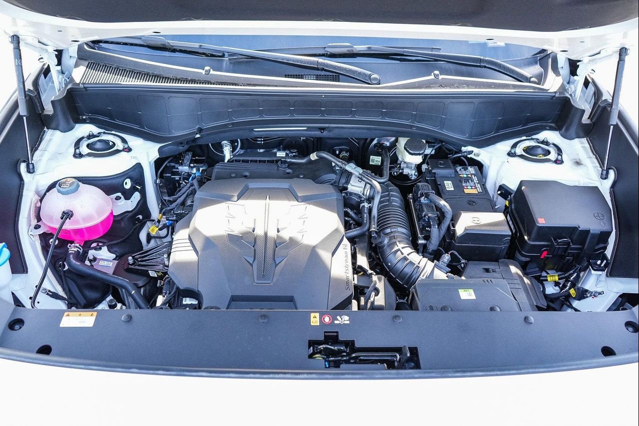 New 2026 White Hyundai SEL Premium image 56