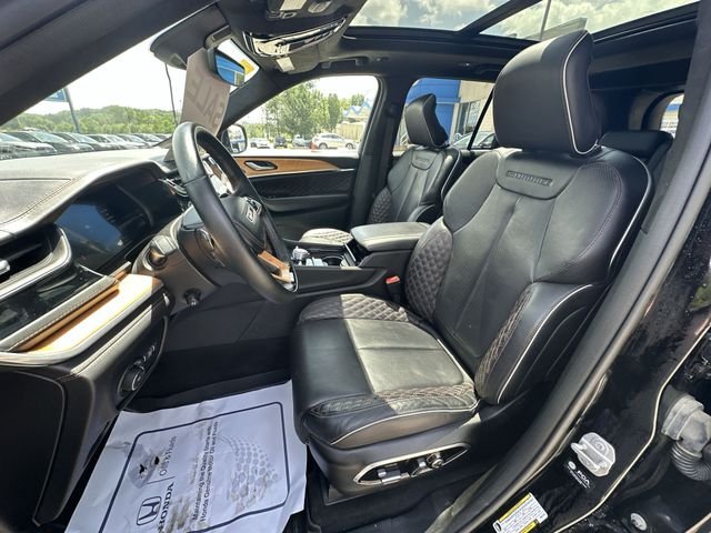 Used 2022 Black Jeep Summit Reserve image 15