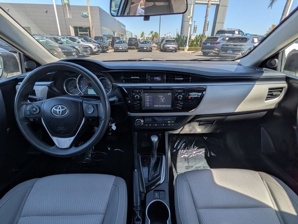 2014 Toyota Corolla LE Plus - Photo 26