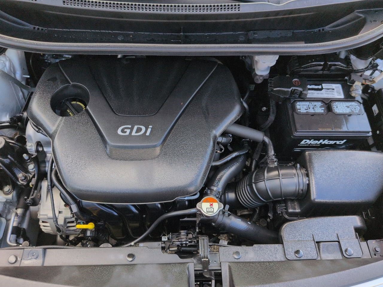 Used 2014 Bright Silver Kia EX image 14