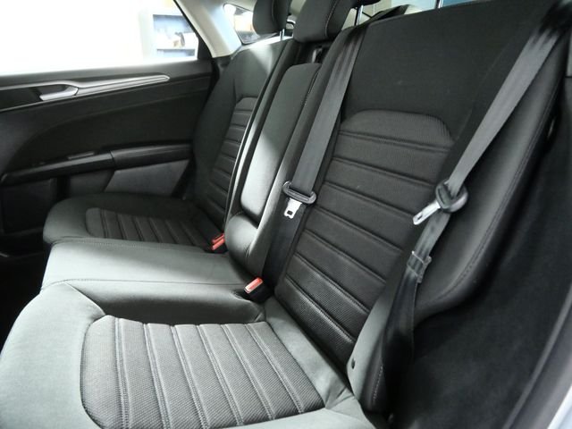 Certified Used 2020 Silver Ford SE image 15