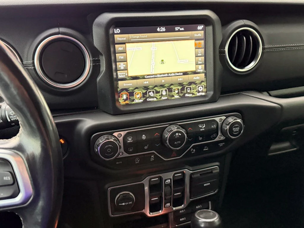 Used 2021 Black Jeep Unlimited Sahara image 9