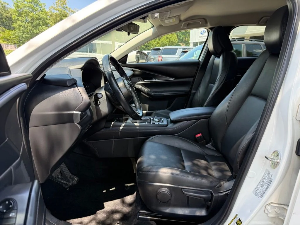 Used 2022 White Mazda 2.5 S Select Package image 22