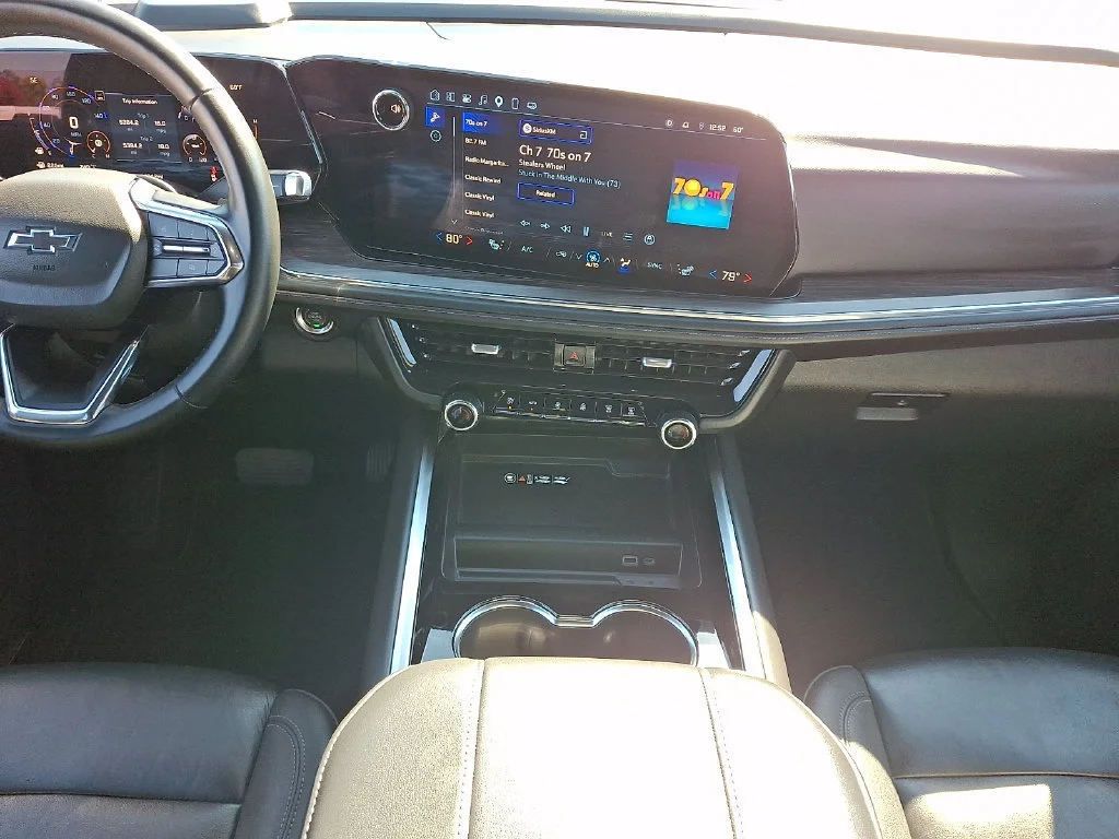 Used 2025 Sterling Gray Metallic Chevrolet Z71 image 16