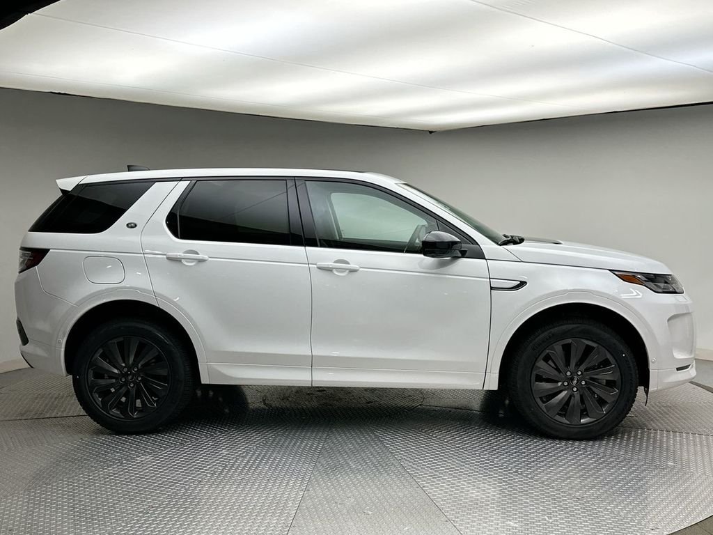 Used 2025 Fuji White Land Rover S image 4