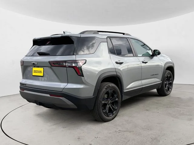 Used 2025 Gray Chevrolet LT image 5