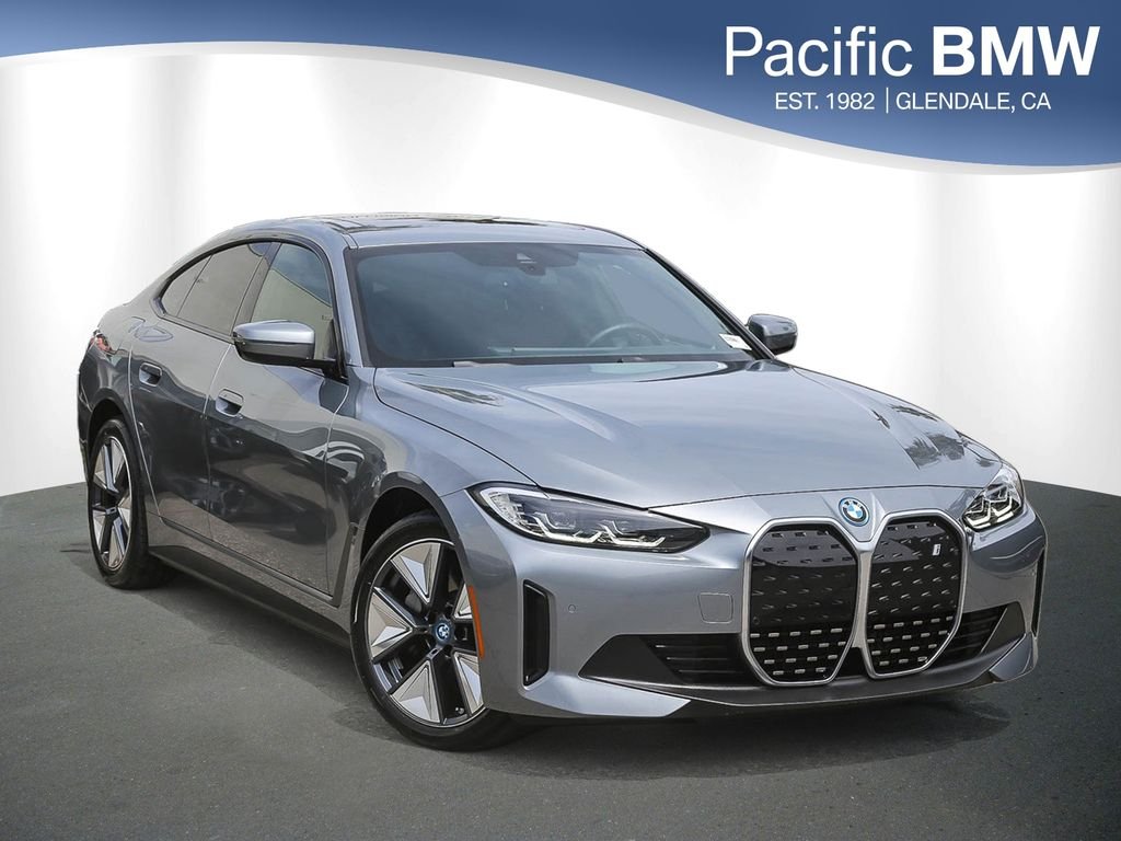 2023 BMW i4 eDrive35's photo