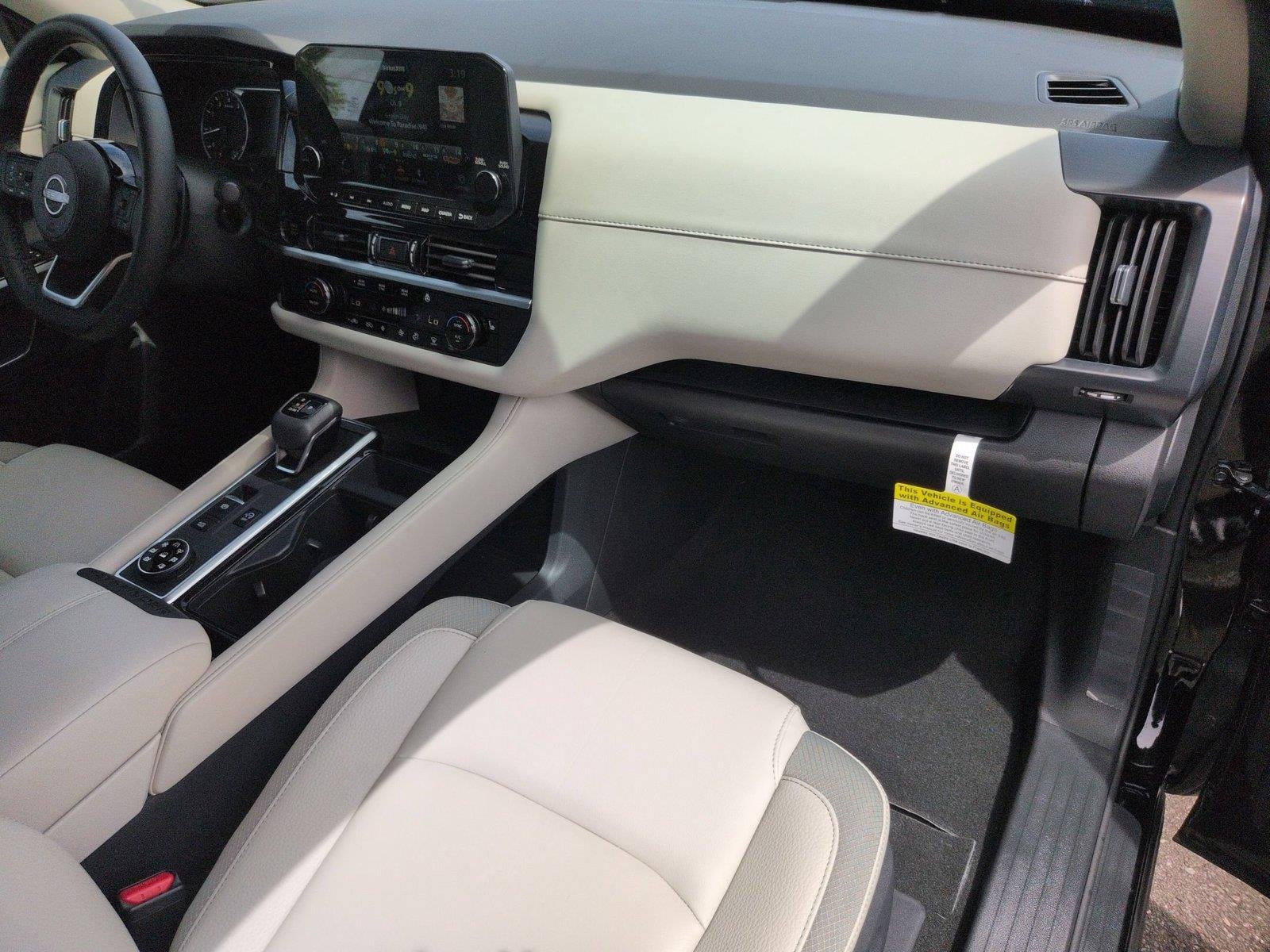 Certified Used 2025 Super Black Nissan SL image 40