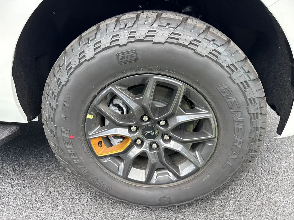New 2026 White Ford Tremor image 12