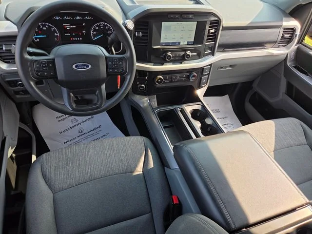 Used 2021 Black Ford XLT image 8