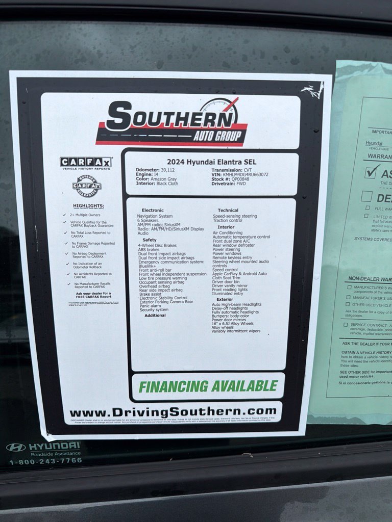 Used 2024 Gray Hyundai SEL image 17