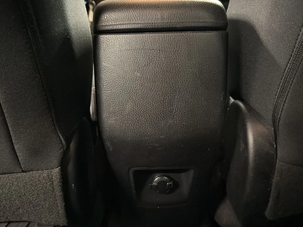 Used 2016 Gray Toyota XLE image 18