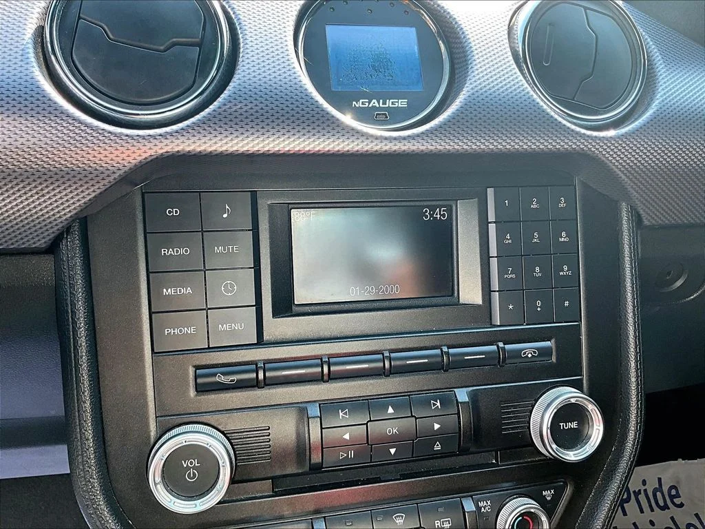 Used 2016 Gray Ford GT image 21