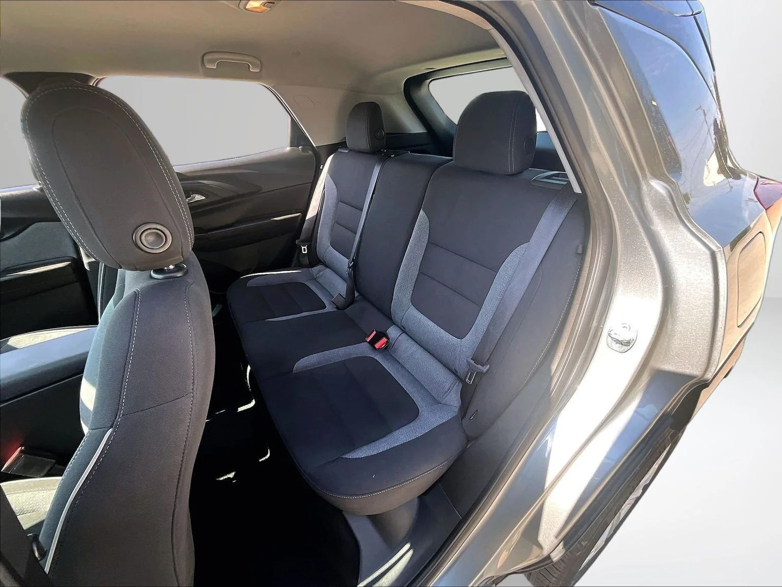 Used 2023 Gray Chevrolet LS image 26