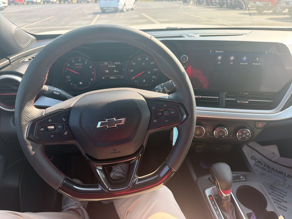 Used 2025 White Chevrolet 1RS image 30