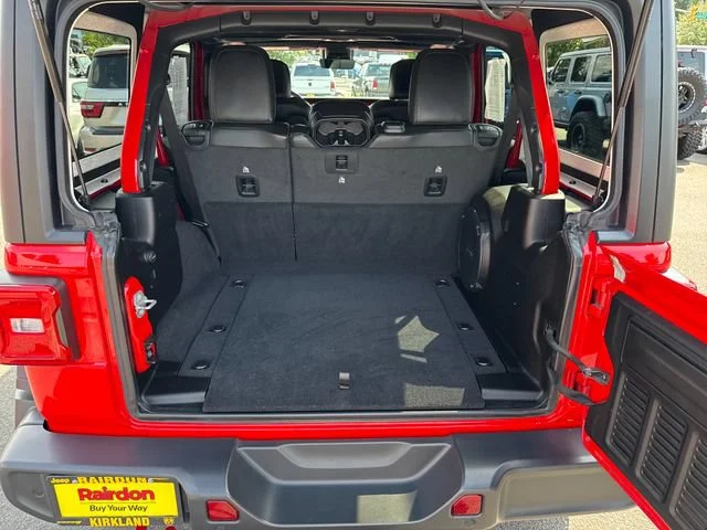 Used 2020 Firecracker Red Clearcoat Jeep Unlimited Rubicon image 12