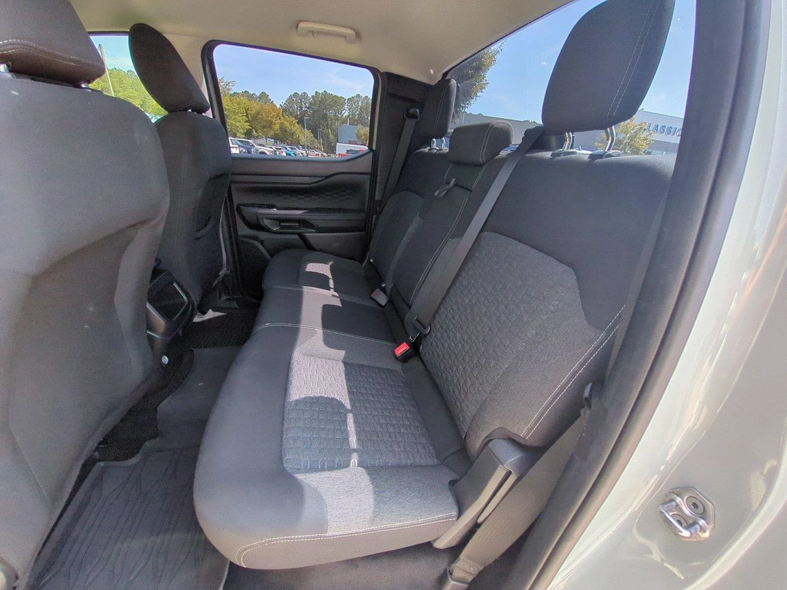 Used 2024 Cactus Gray Ford XL image 30