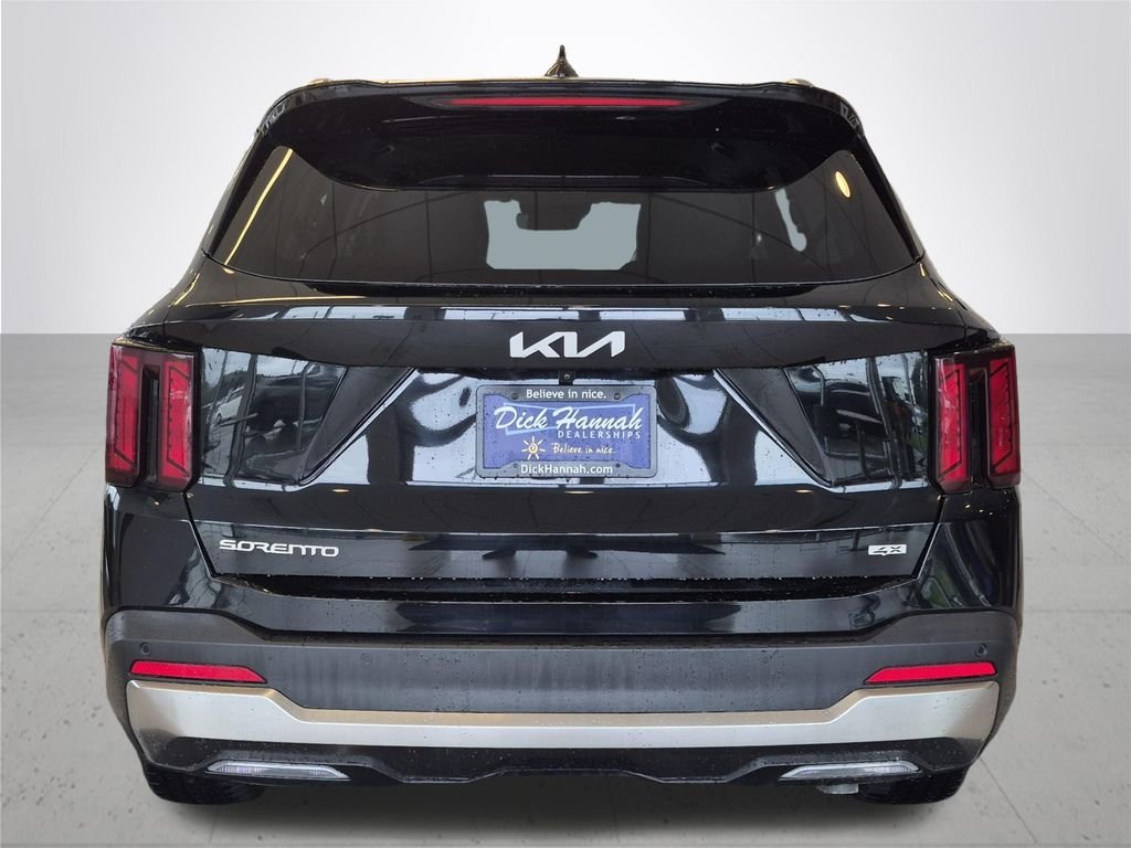Used 2025 Black Kia EX image 8