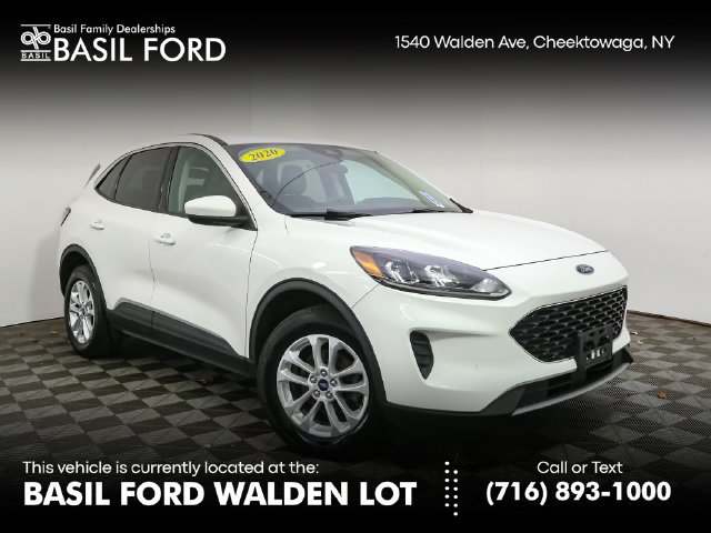 Used 2020 White Ford SE image 1