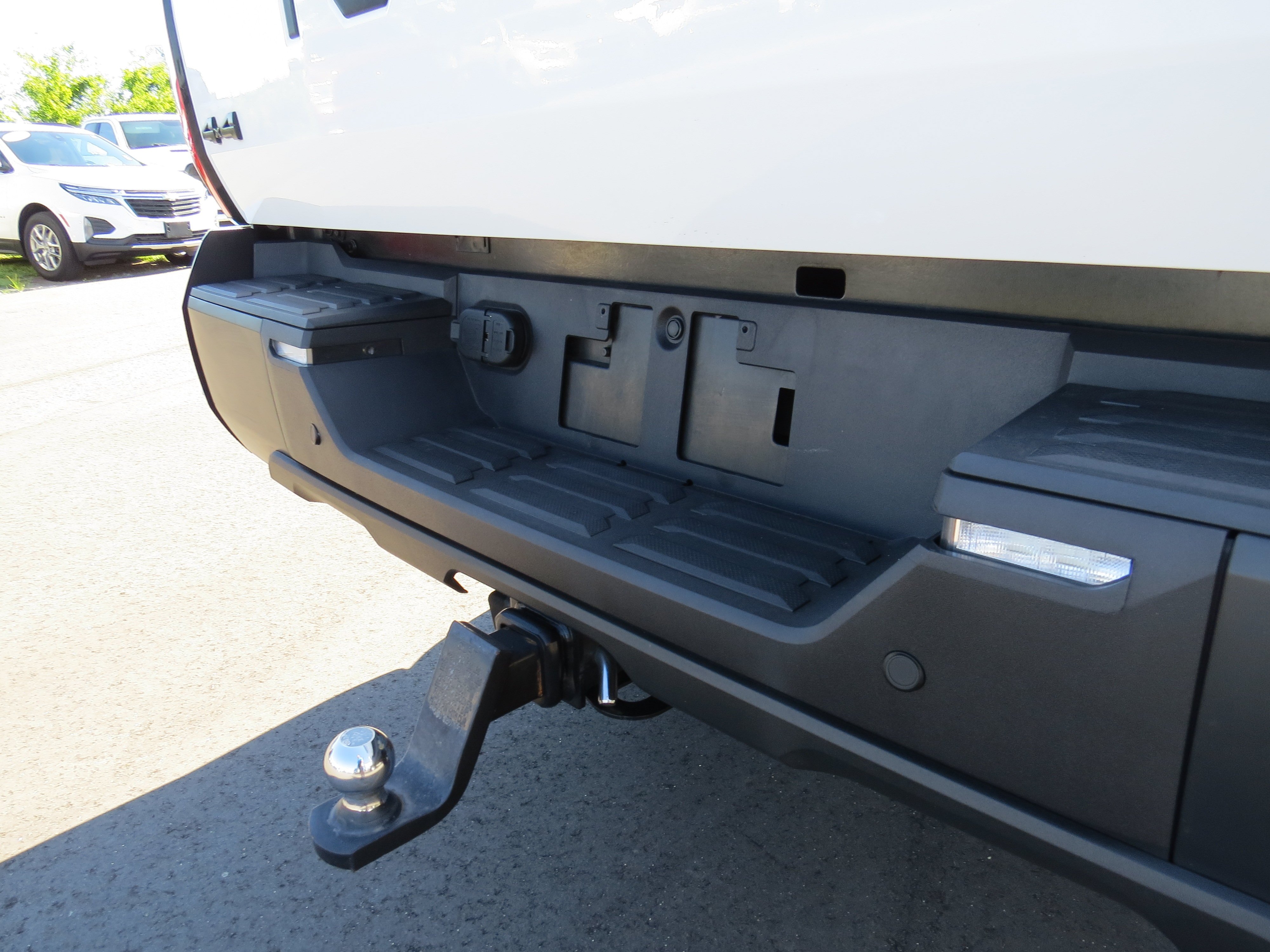 Used 2023  Toyota SR5 image 10